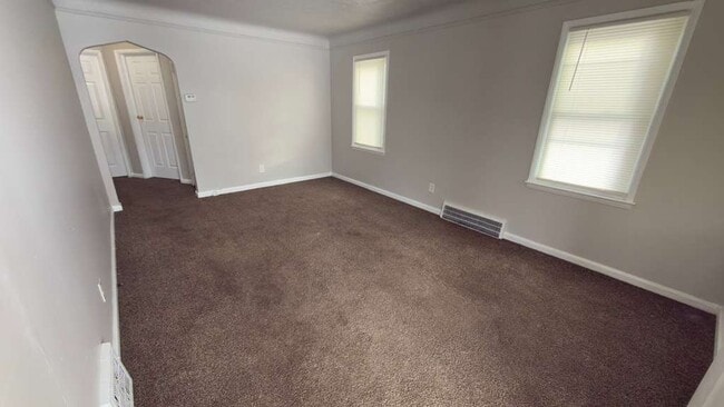 Building Photo - 20122 Manor St