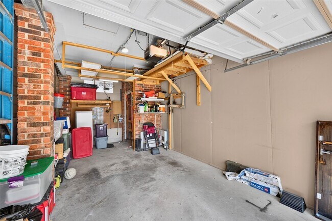 Building Photo - 2504 Orangegrove Cir