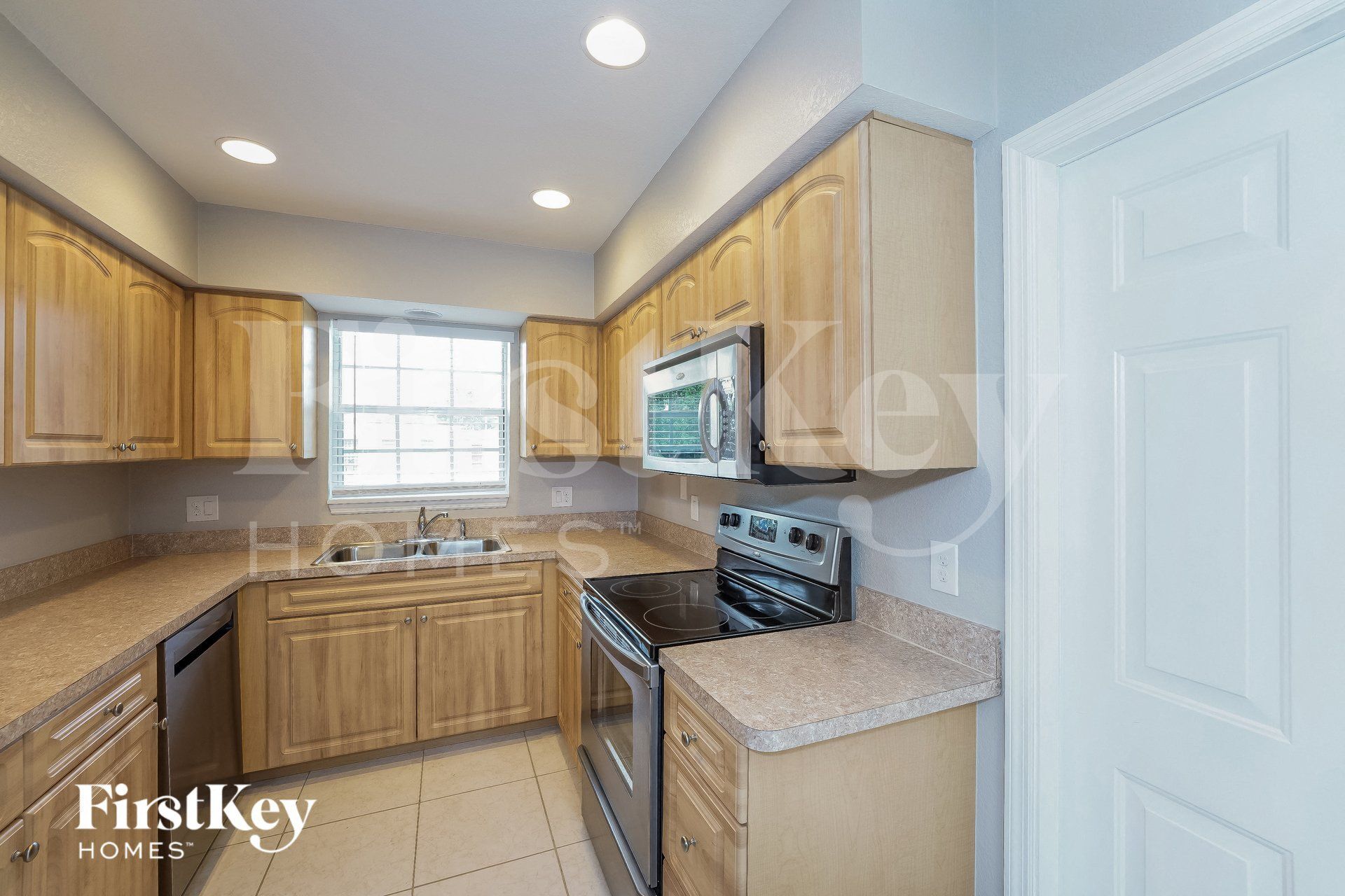 Building Photo - 21426 Glendale Ave