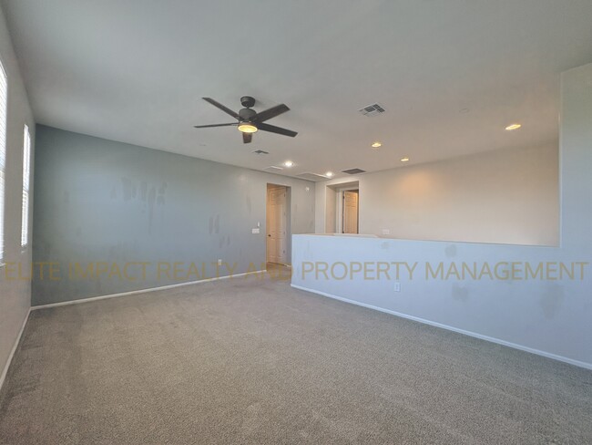 Building Photo - 9731 E Lynx Lk Trl