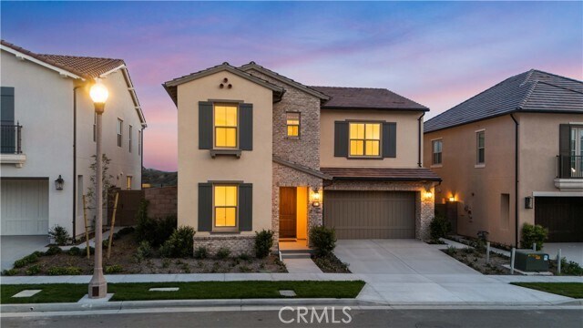 Building Photo - 206 Collino