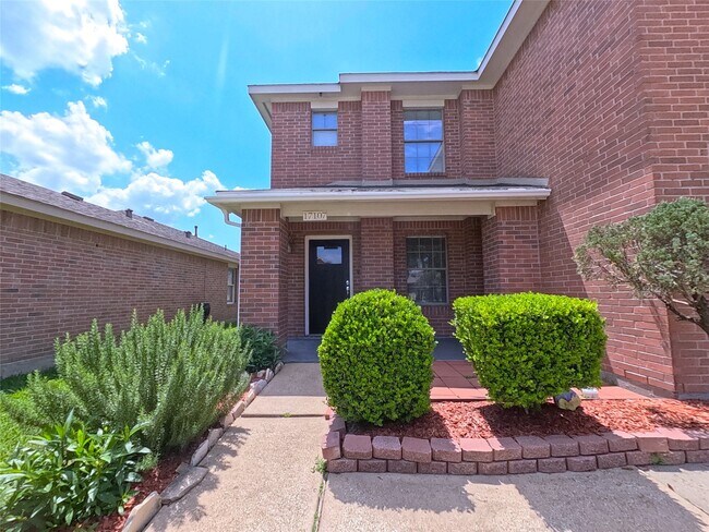 Building Photo - 17107 Westminster Village Ct