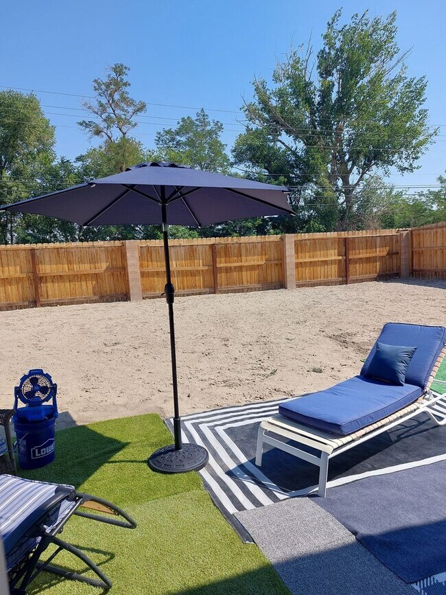 Building Photo - FURNISHED! 3 Bedroom, 2 Bathroom New Home ...