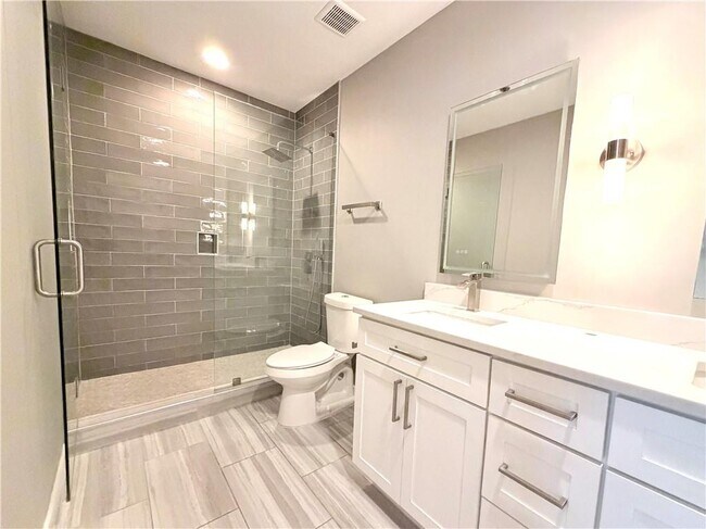 Building Photo - 620 Glen Iris Dr NE