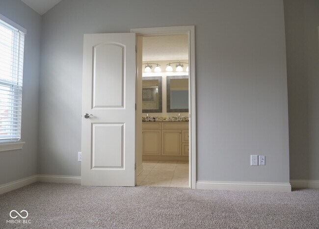Building Photo - 434 Neuman Way