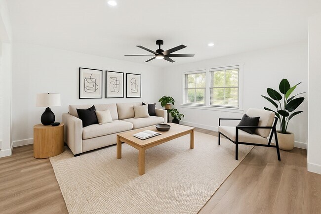 Building Photo - 2703 Ammons St