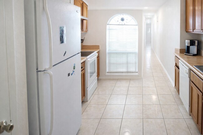 Building Photo - 13319 Bafing Dr