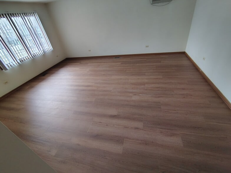 Living Room - new floors - 2217 Hermon Ave