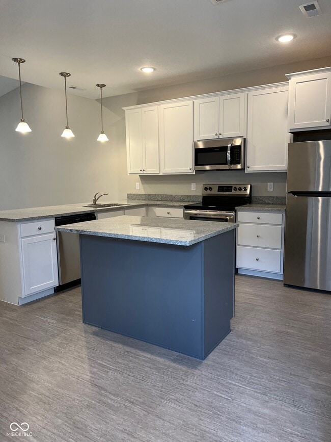 Building Photo - 106 Cypress Dr