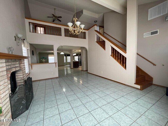 Building Photo - 808 Merriman Dr