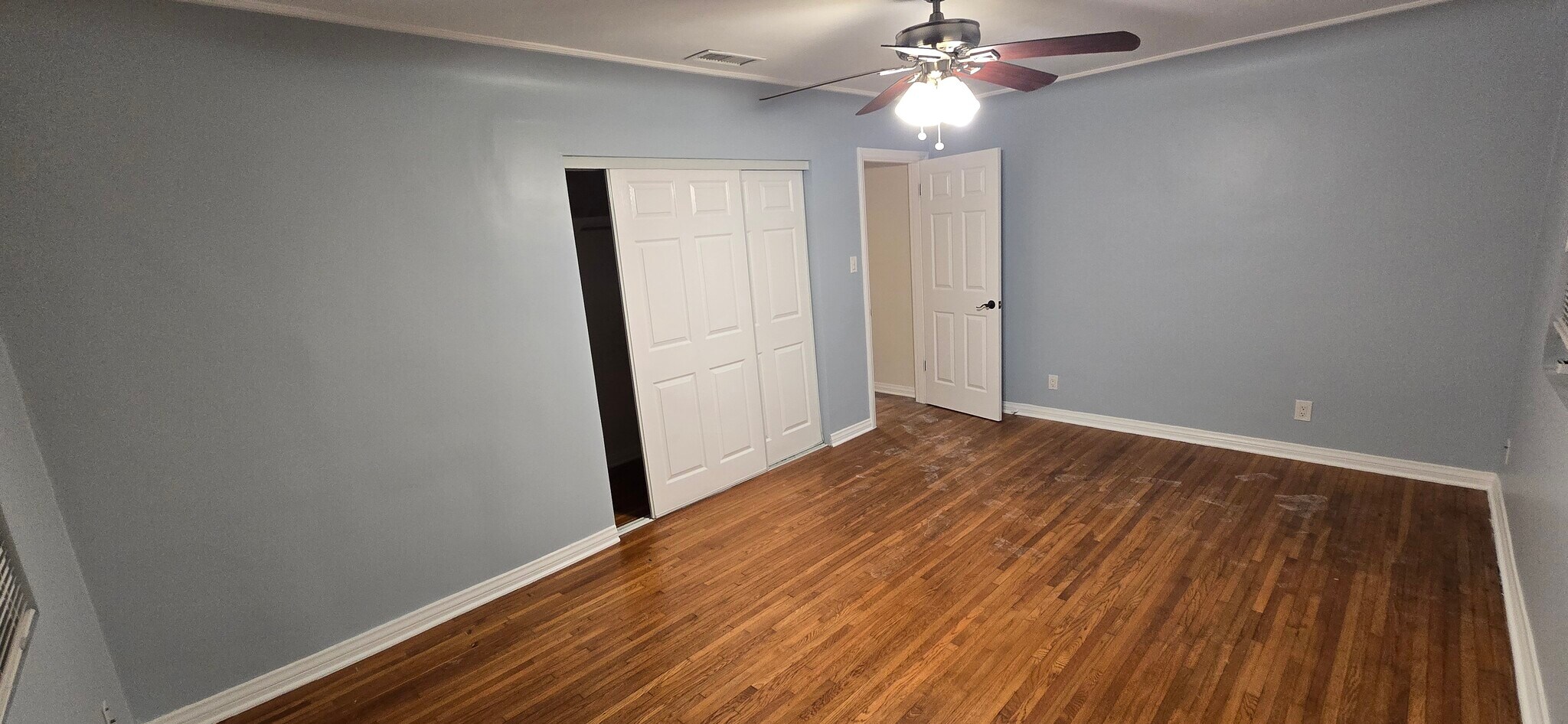 Building Photo - 532 Porter St