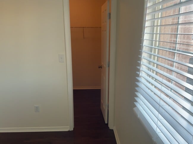 Building Photo - 1452 Penasco Rd NE