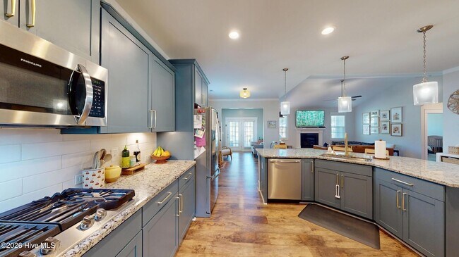 Building Photo - 604 Muscadine Ln