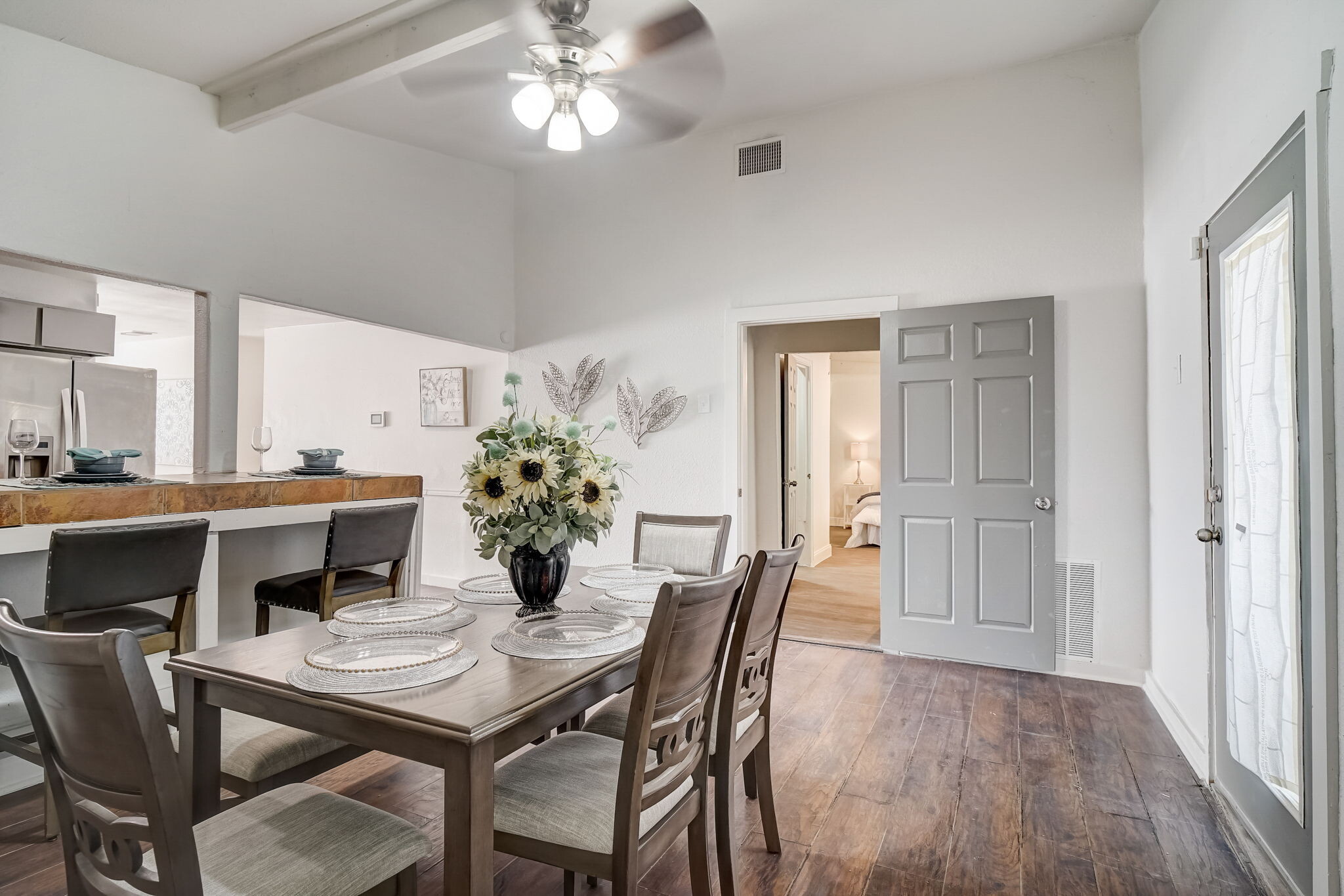 Dining Room - 4815 Castle