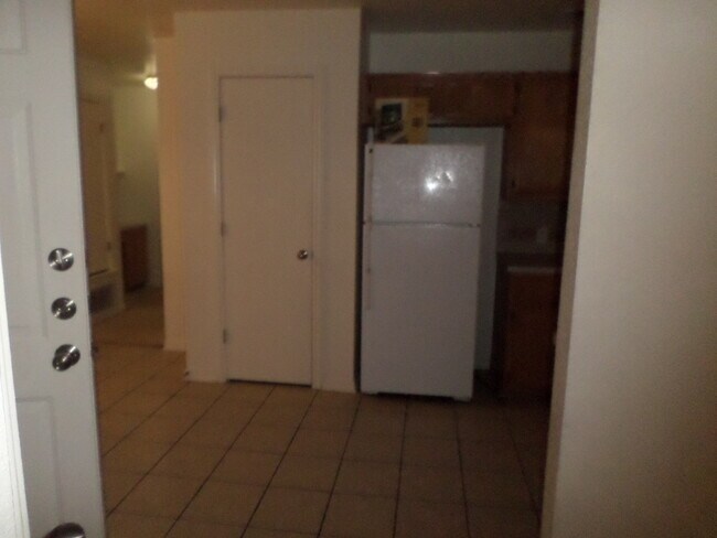 Primary Photo - 1310 Chips Dr