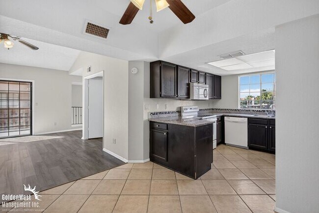 Building Photo - Beautiful 2Bdm 2Ba Condo with Community Pool in Mesa!