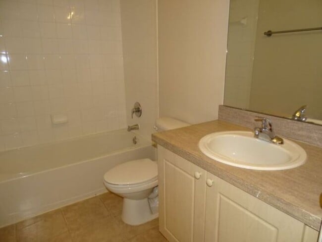 Building Photo - Charming 3-Bedroom Townhome in Winter Garden!
