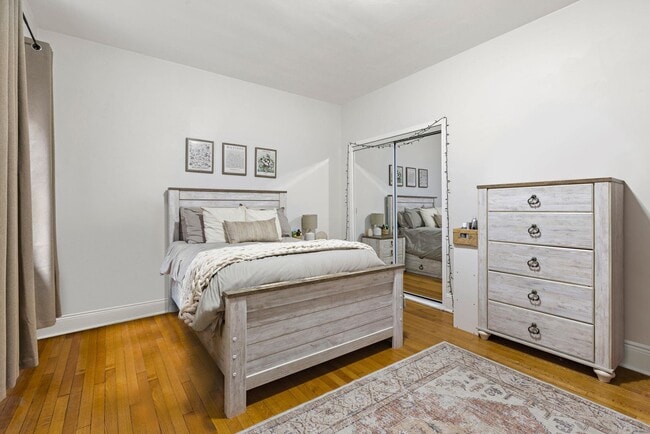 Building Photo - 1015 Washington St