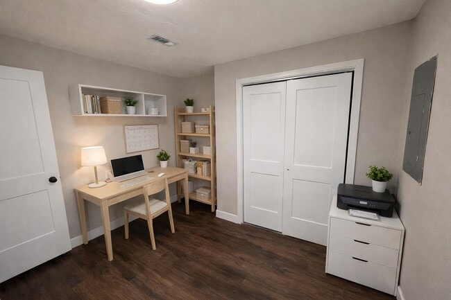 Building Photo - 210 Highview Ave