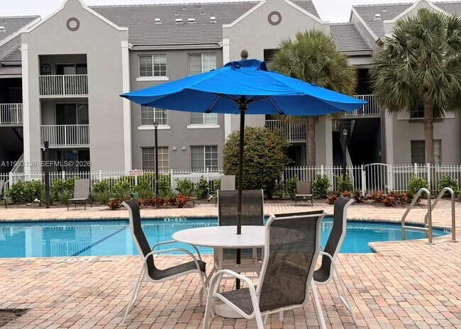 Building Photo - 777 SW 111th Way