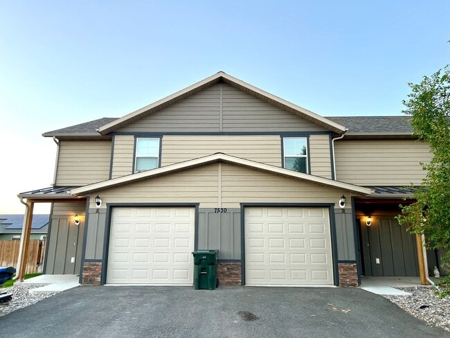 Primary Photo - 7530 Kingpost Loop
