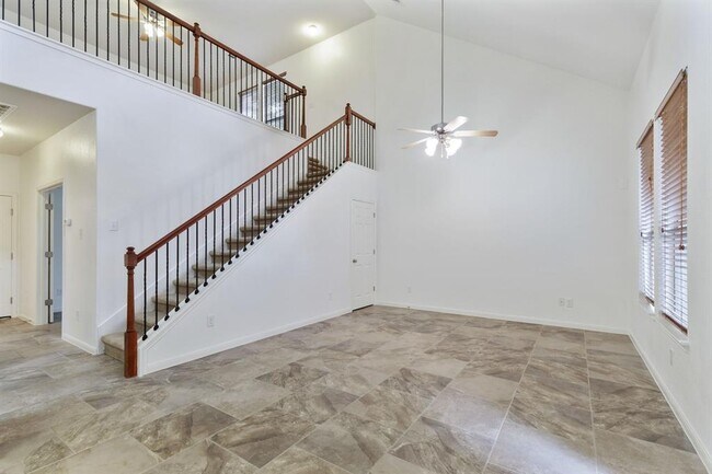 Building Photo - 11400 W Parmer Ln