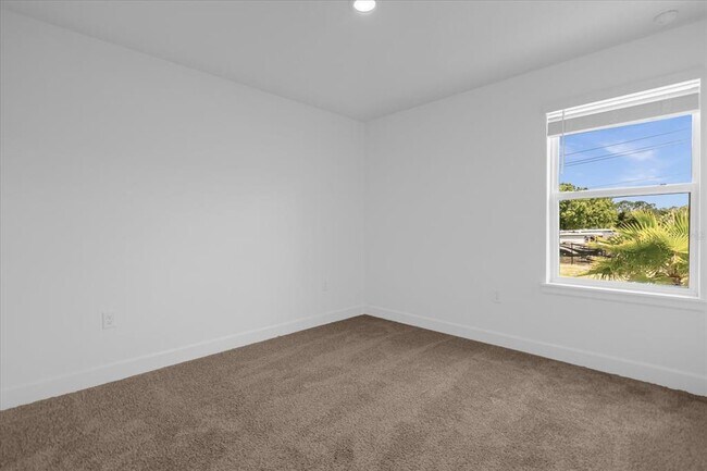 Building Photo - 1321 Captiva Cv
