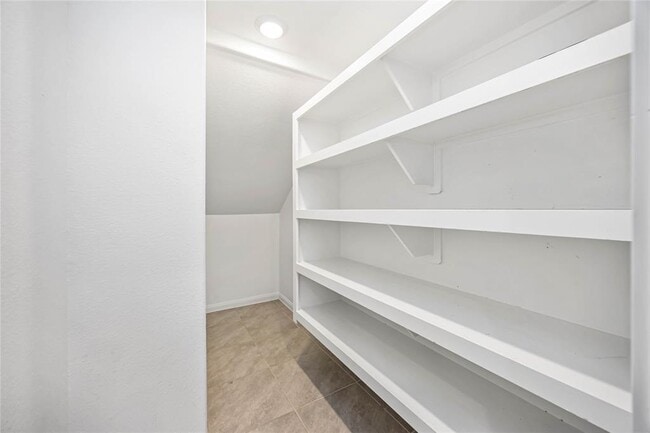 Building Photo - 1512 Parkland Oak Dr