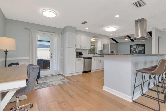 Building Photo - 4712 114th St N