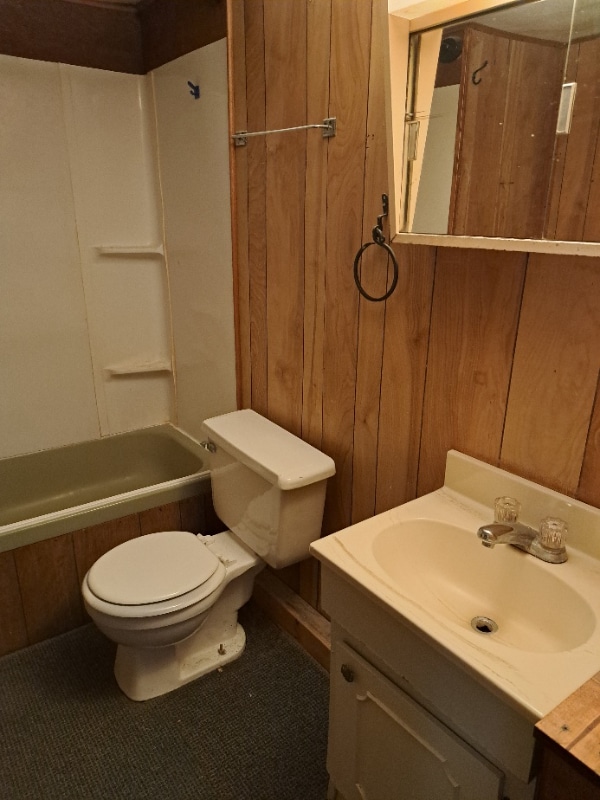 Building Photo - 226 MO-13