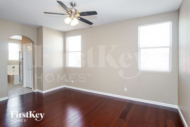 Building Photo - 9361 Lugo St