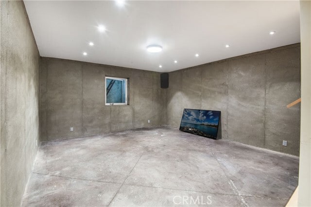 Building Photo - 2913 Winlock Rd