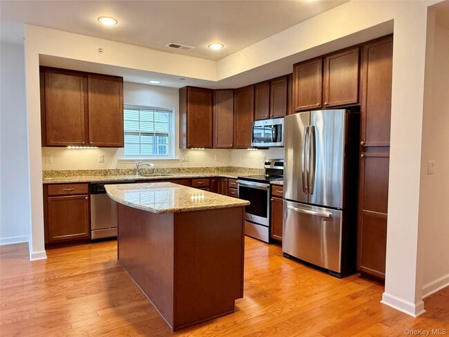 Building Photo - 808 Egrets Lndg