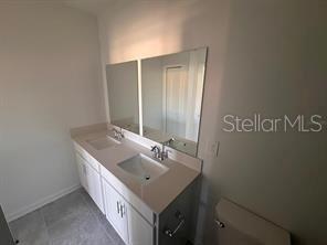 Building Photo - 2599 Runners Cir