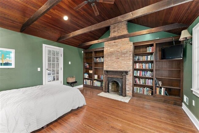 Building Photo - 732 Orchard Terrace