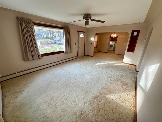 Building Photo - 744 Horton St