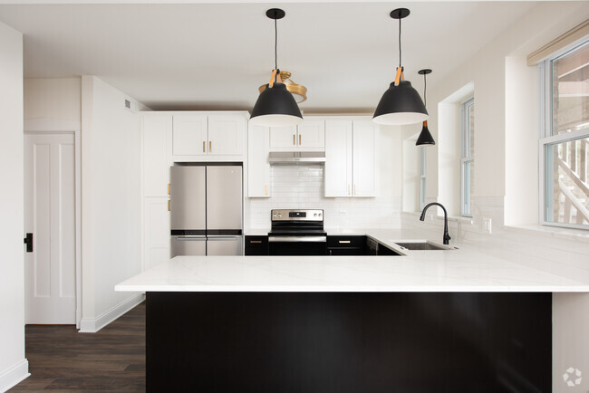 Building Photo - 1044 Asbury Ave