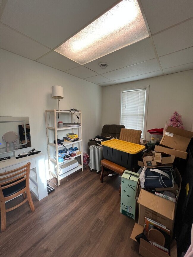 Building Photo - 1511 Oregon St