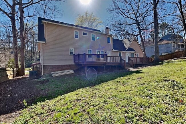 Building Photo - 210 Weatherstone Pkwy