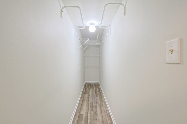 Building Photo - 929 Buccaneer Dr