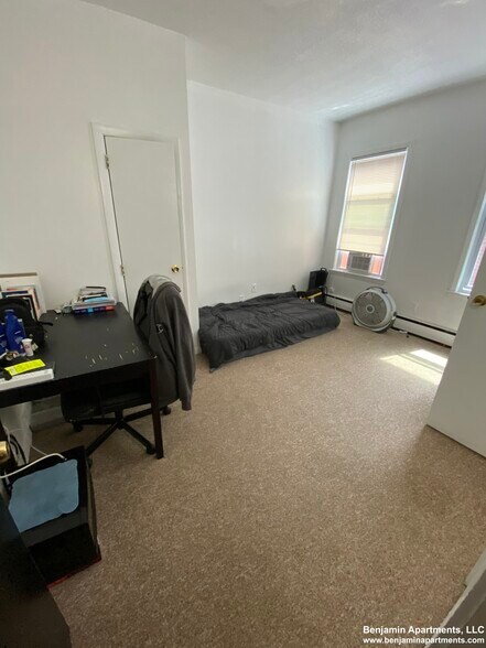 Building Photo - 28 S Huntington Ave