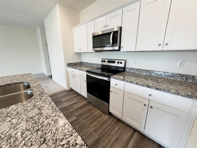 Building Photo - 102 Gemsbok Rd