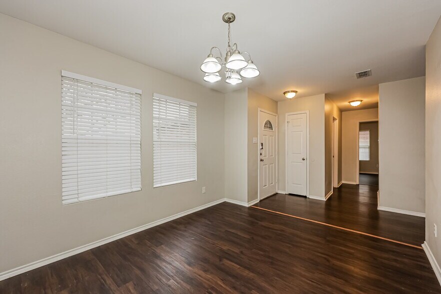 Building Photo - 9108 Penny Ln