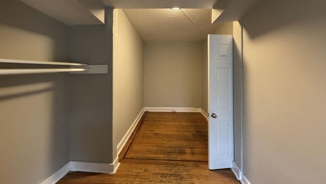 Building Photo - 6724 Wyncote Ave