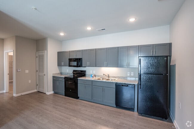 2BR, 1BA - 804SF - Kitchen - The Leslie
