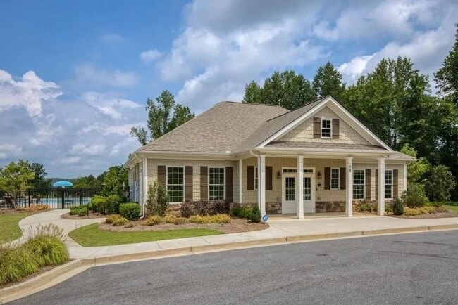 Building Photo - 101 White Cedar Dr