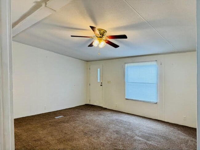 Building Photo - Old Maco Road