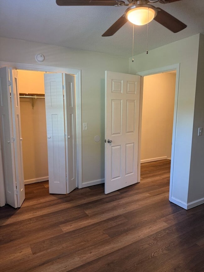 Building Photo - East Ridge Townhome
