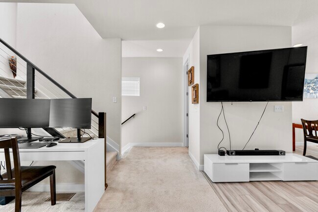 Building Photo - 2652 Mayotte Wy
