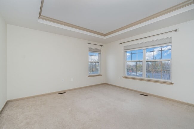 Building Photo - 11 Indiana Cir